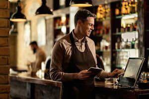 Restaurant‑POS‑Software: Funktionen, Trends, Rechtliches & FAQs